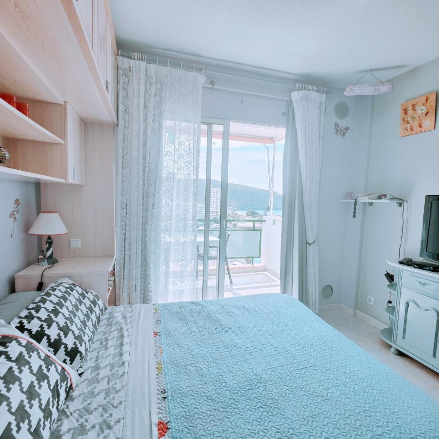 Estudio en primera línea de la playa Los Cristianos  Exterior foto